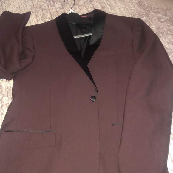 Tuxedo Blazer - Picture 3 of 4